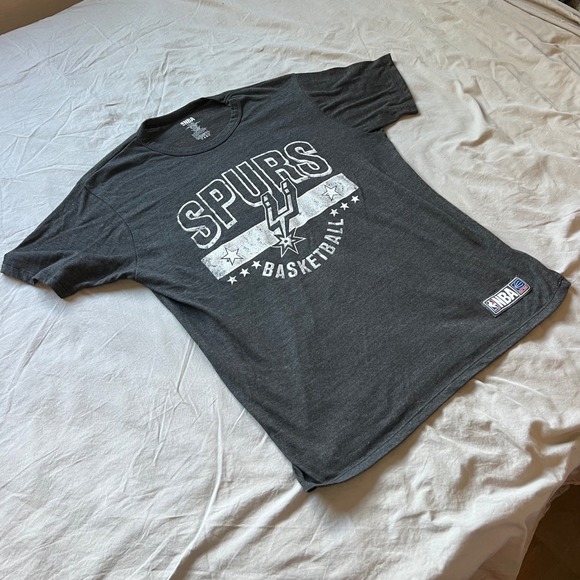 NBA San Antonio Spurs T-Shirt Mens Large Gray Basketball Stretch Fan Apparel - Picture 1 of 10